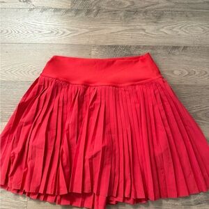 ALO Yoga Vibrant Red A-Line Skort pleated